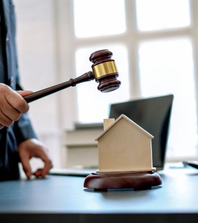 How Do I Finance a UK Property Purchase at Auction With 28 Days to Complete?
