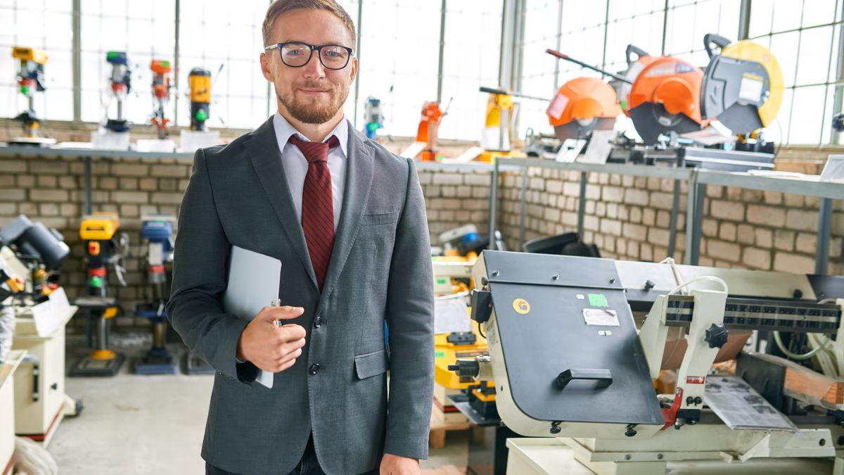 Equipment leasing options UK - when leasing beats ownership for business assets
