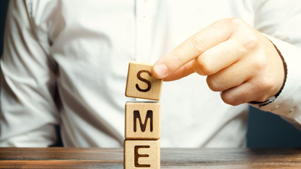 Bank of England interest rate hold 4.25% UK SME business impact June 2026
